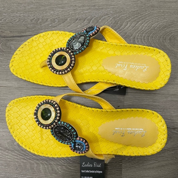 Handmade slippers - Picture 3 of 3